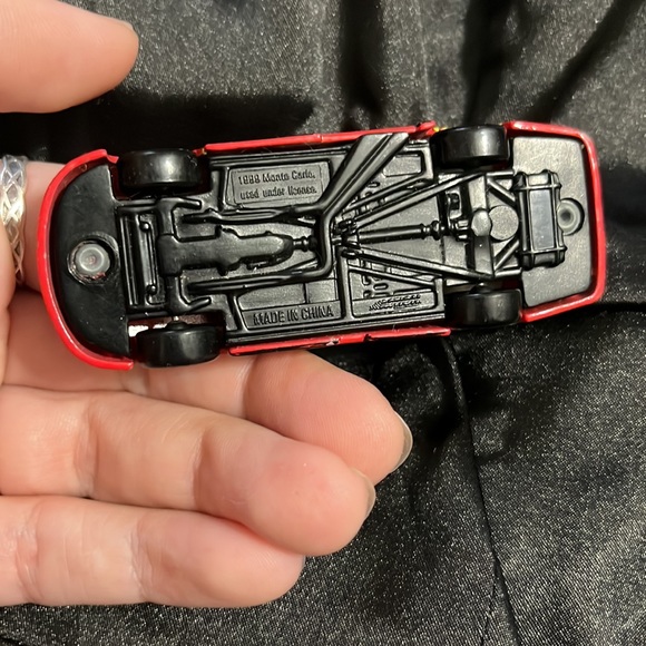 NASCAR Duralube #25 1999 Authentic Limitied Edition Vintage Rare Collectible Car - Picture 4 of 4